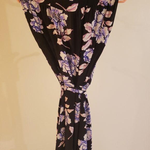 Yumi Kim floral, wrap dress - Picture 7 of 7
